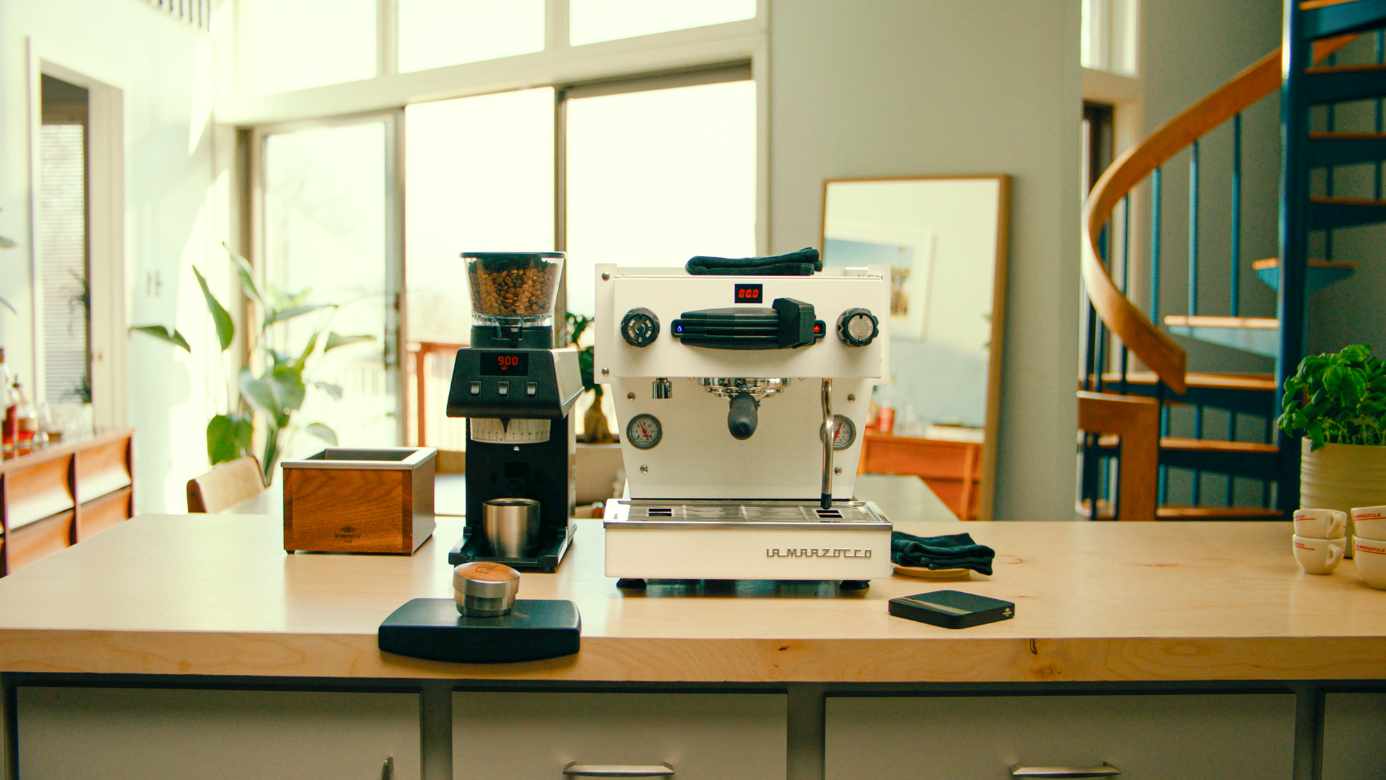 The Uncompromising Art of Espresso: Exploring the La Marzocco Espresso Machine